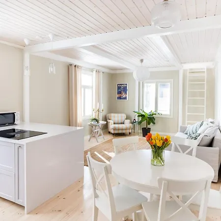 Lotta Σπίτι διακοπών *